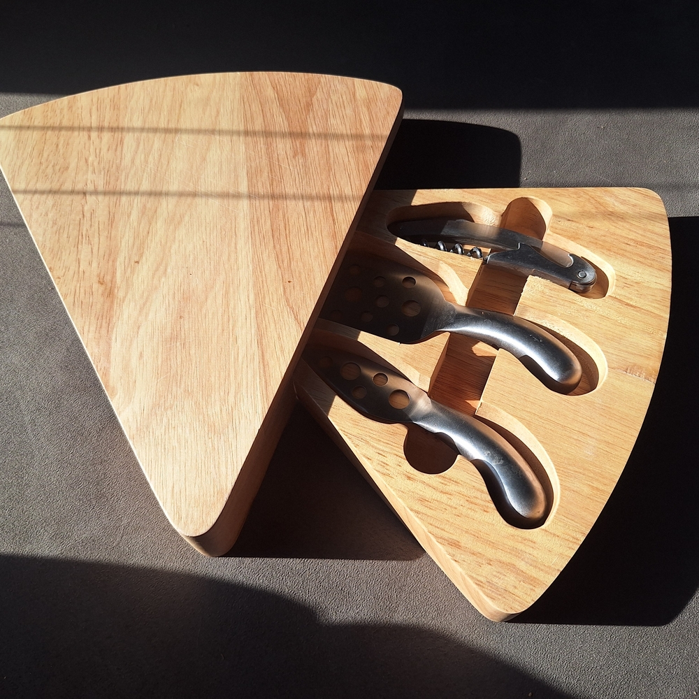 Wooden Cheese Knife Set with Triangular Block